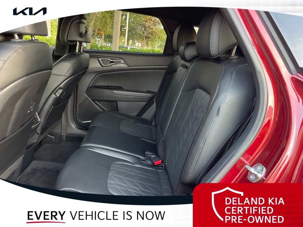 Used 2025 Kia Sportage SUV