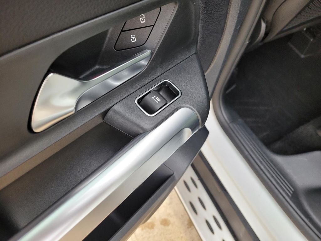 used 2022 Mercedes-Benz GLB car, priced at $32,300