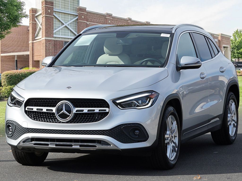 Thumbnail: 2021 Mercedes-Benz GLA - 4