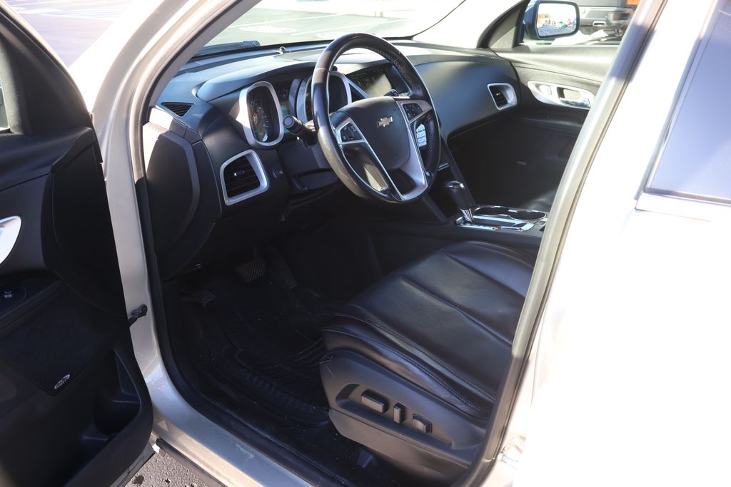Thumbnail: 2016 Chevrolet Equinox - 12