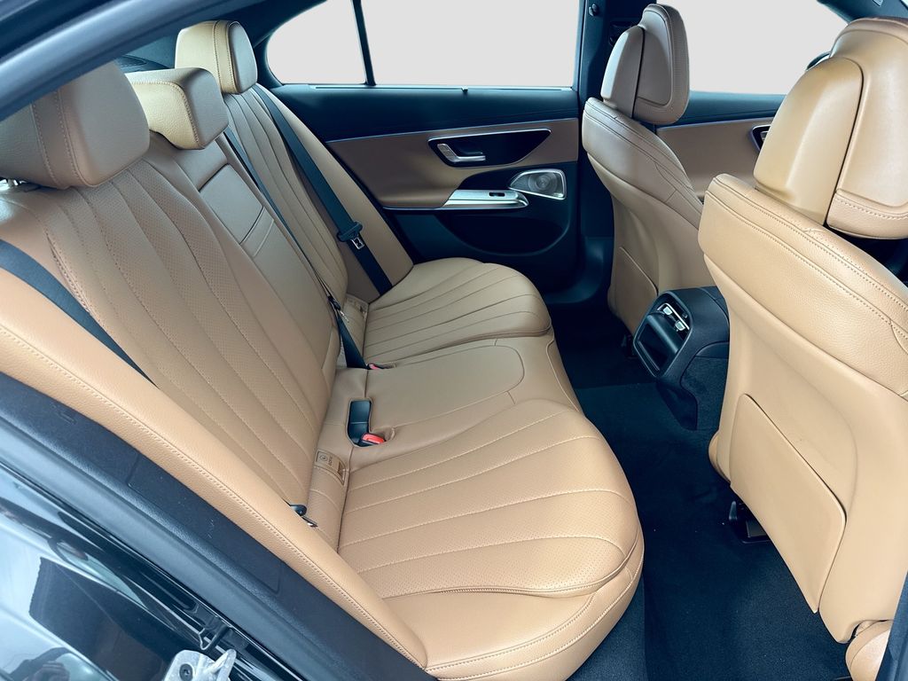 Thumbnail: 2026 Mercedes-Benz E-Class - 21