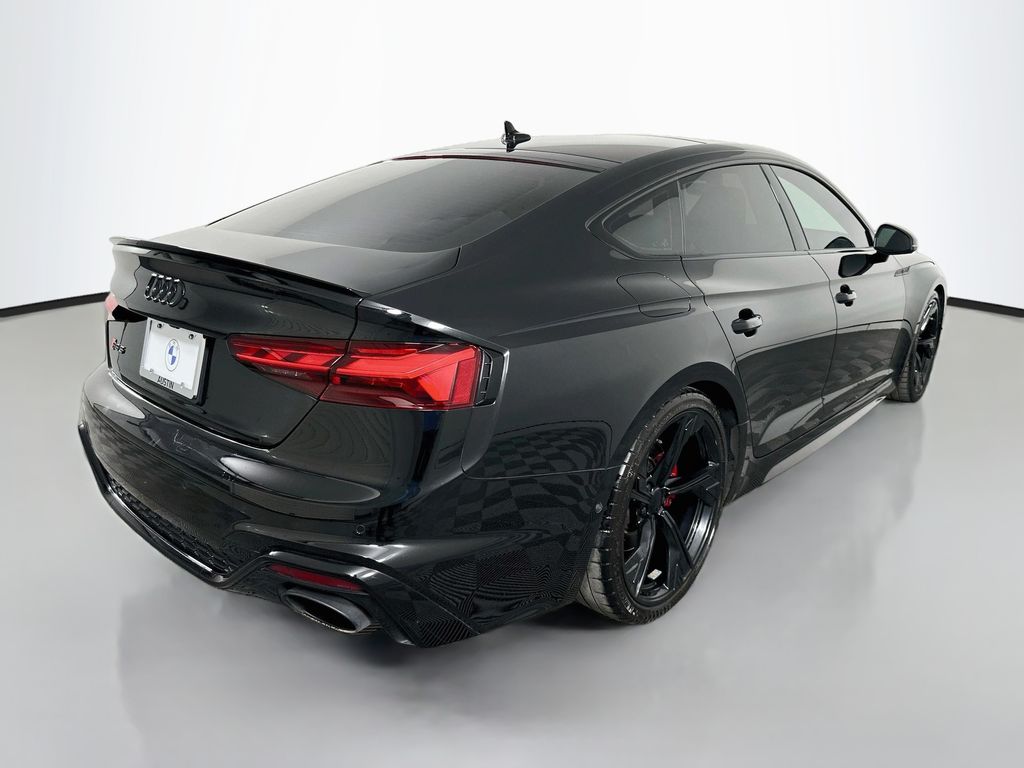 Thumbnail: 2023 Audi RS 5 - 5