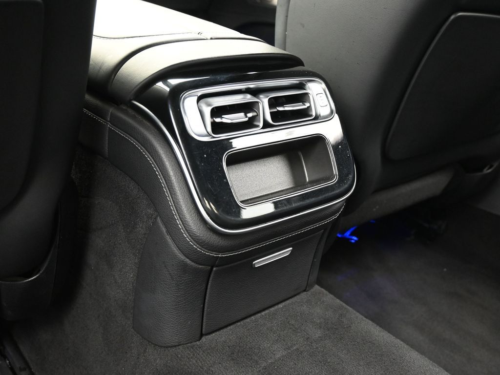 Used 2021 Obsidian Black/designo Diamon White Mercedes-Benz S 580 image 40
