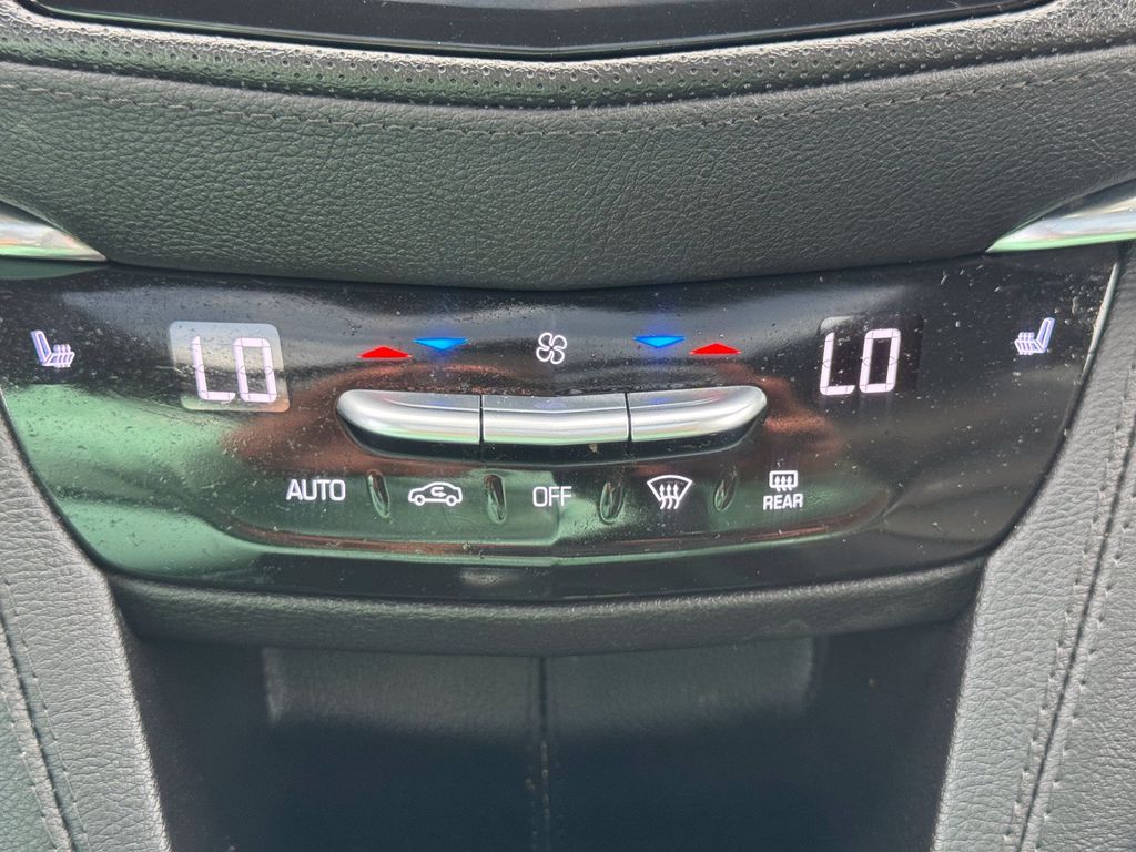 2023 Cadillac XT6 Luxury White at Monument Chevrolet