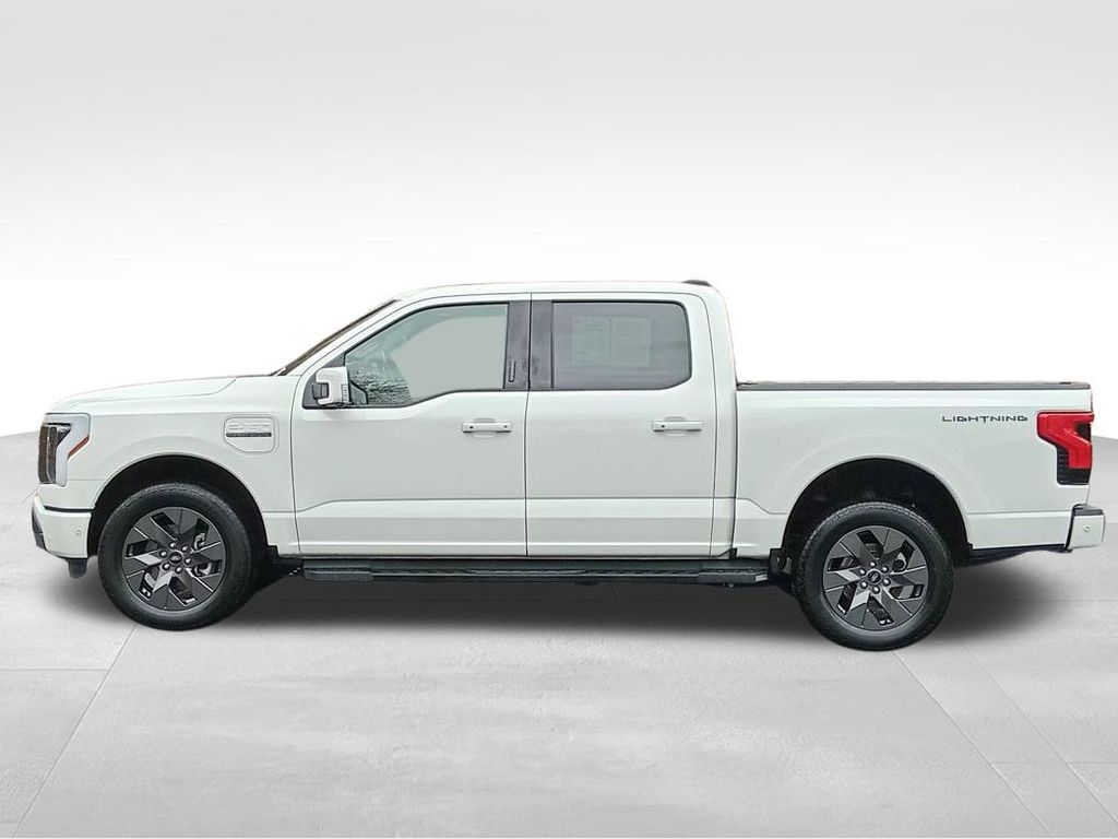 2023 Ford F-150 Lightning LARIAT