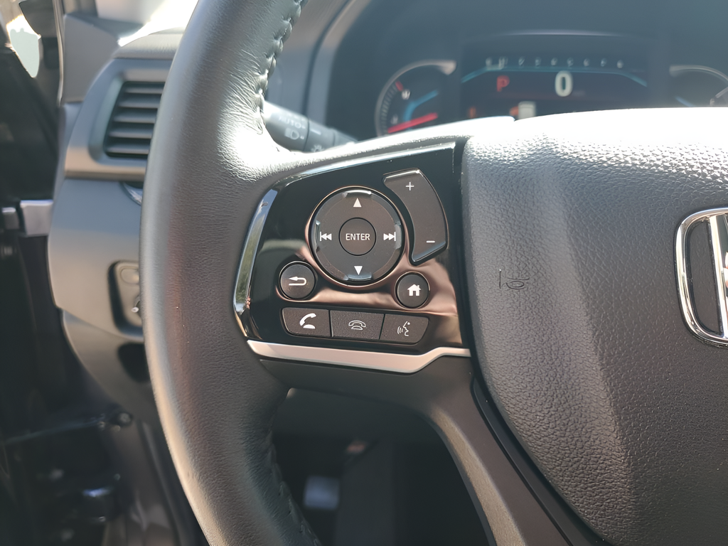 Used Car 2022 Honda Pilot  Touring For Sale Under $35,000 In Austin, Texas