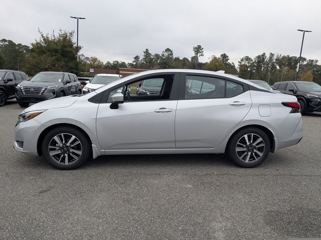 New 2025 Nissan Versa Sedan