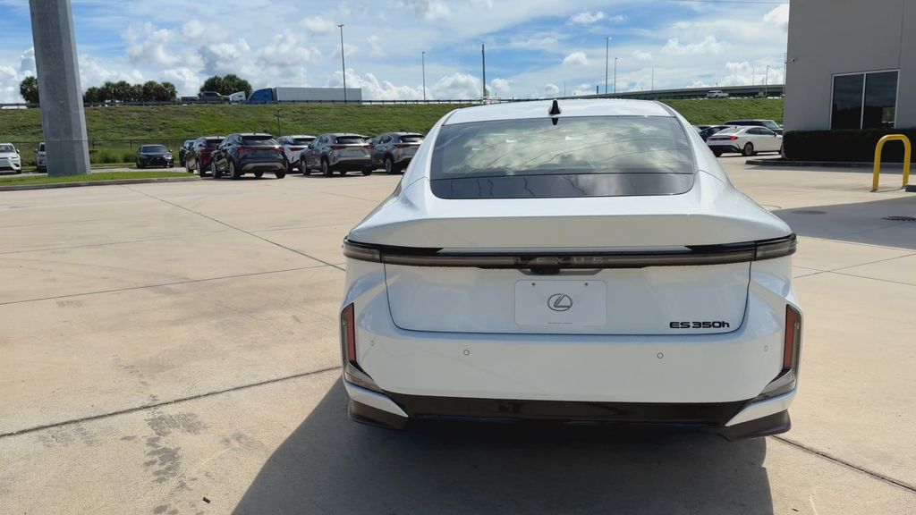 Thumbnail: 2026 Lexus ES - 7