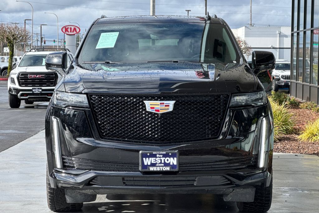 used 2023 Cadillac Escalade ESV car, priced at $74,962