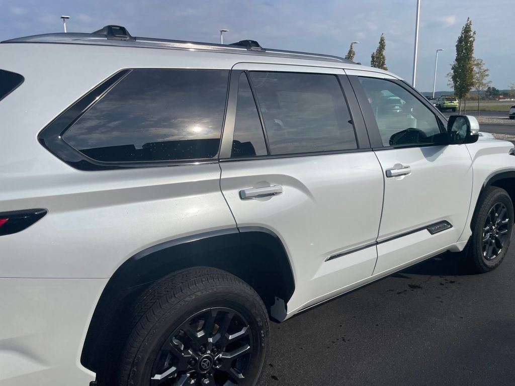 2025 Toyota Sequoia Platinum photo 14