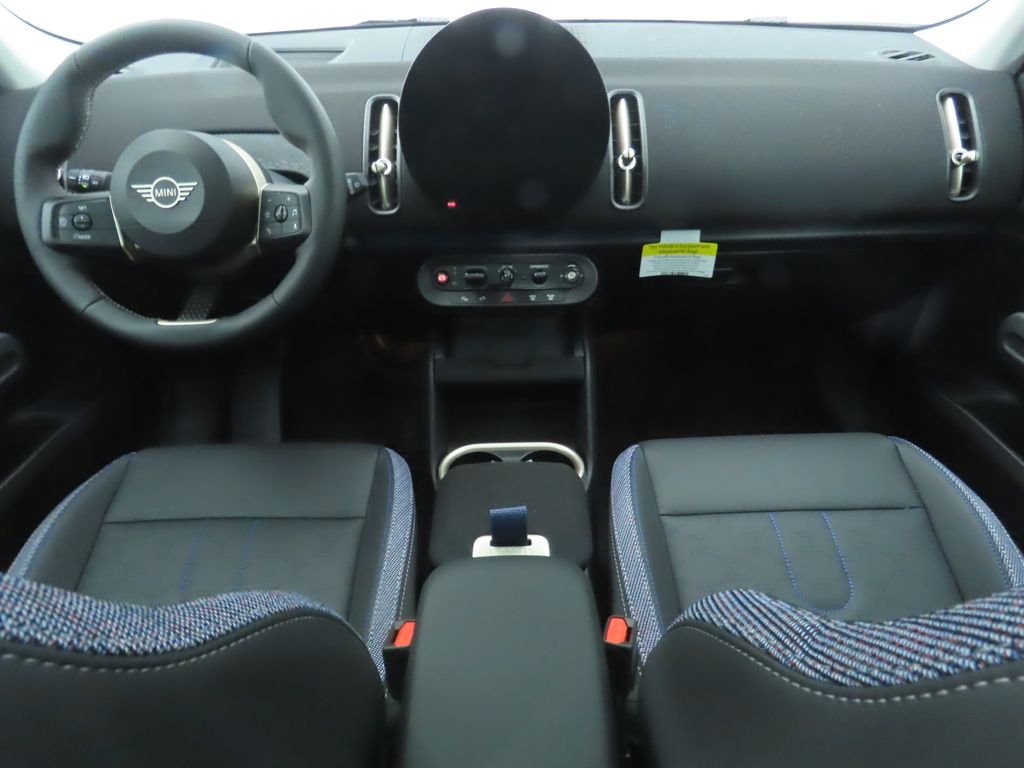 2025 MINI Cooper Countryman Iconic 14