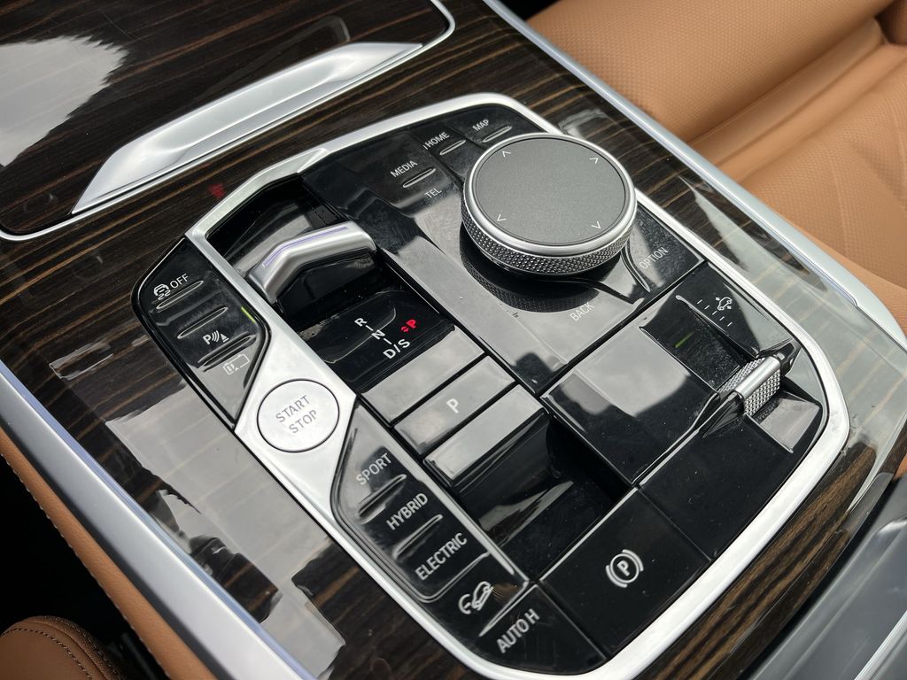 Thumbnail: 2025 BMW X5 - 20