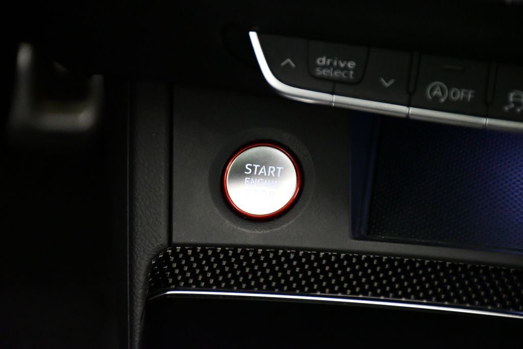 Thumbnail: 2023 Audi SQ5 - 28