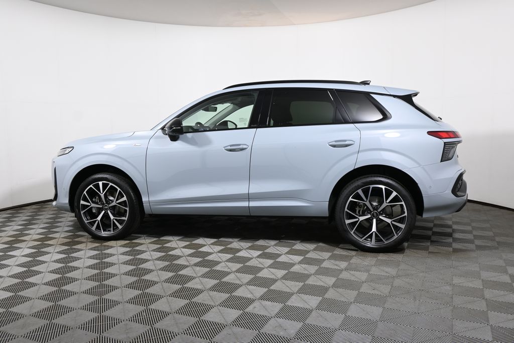 Thumbnail: 2026 Audi Q3 - 2