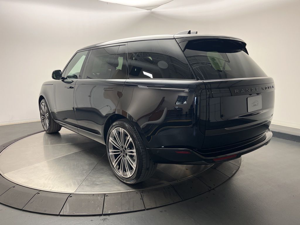 Thumbnail: 2026 Land Rover Range Rover - 3