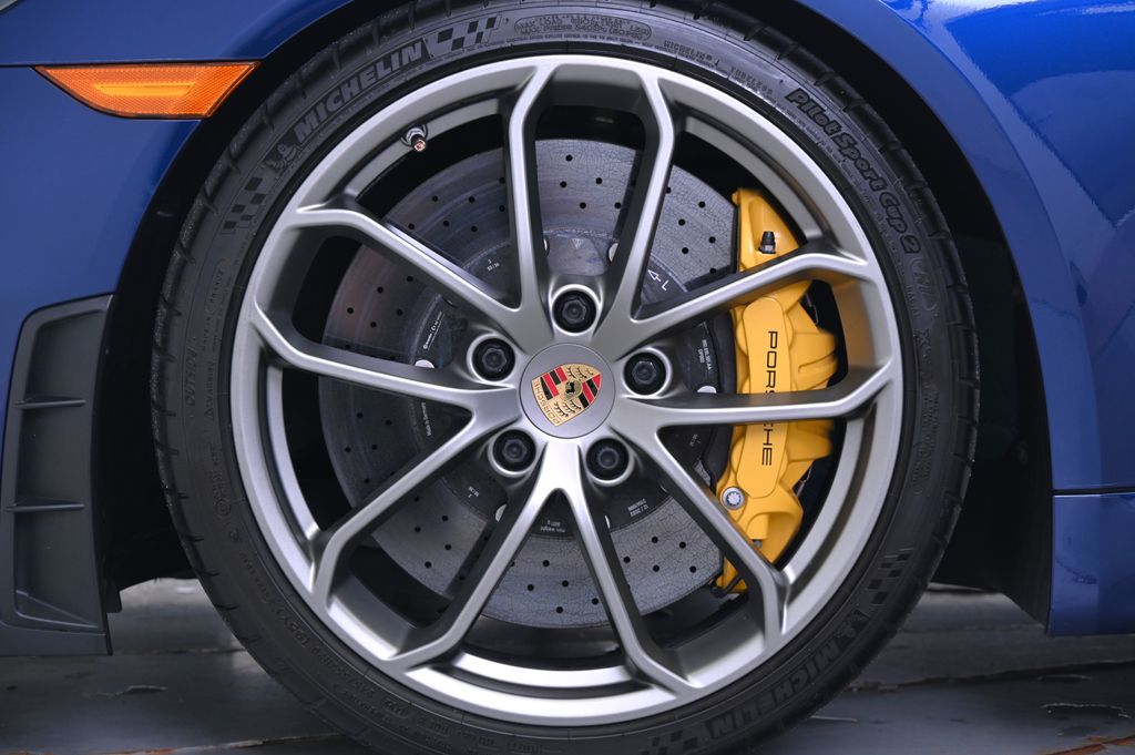 2022 Porsche   21
