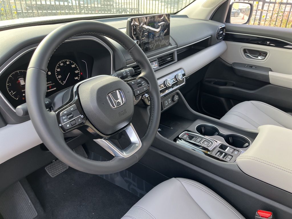 Thumbnail: 2025 Honda Pilot - 10
