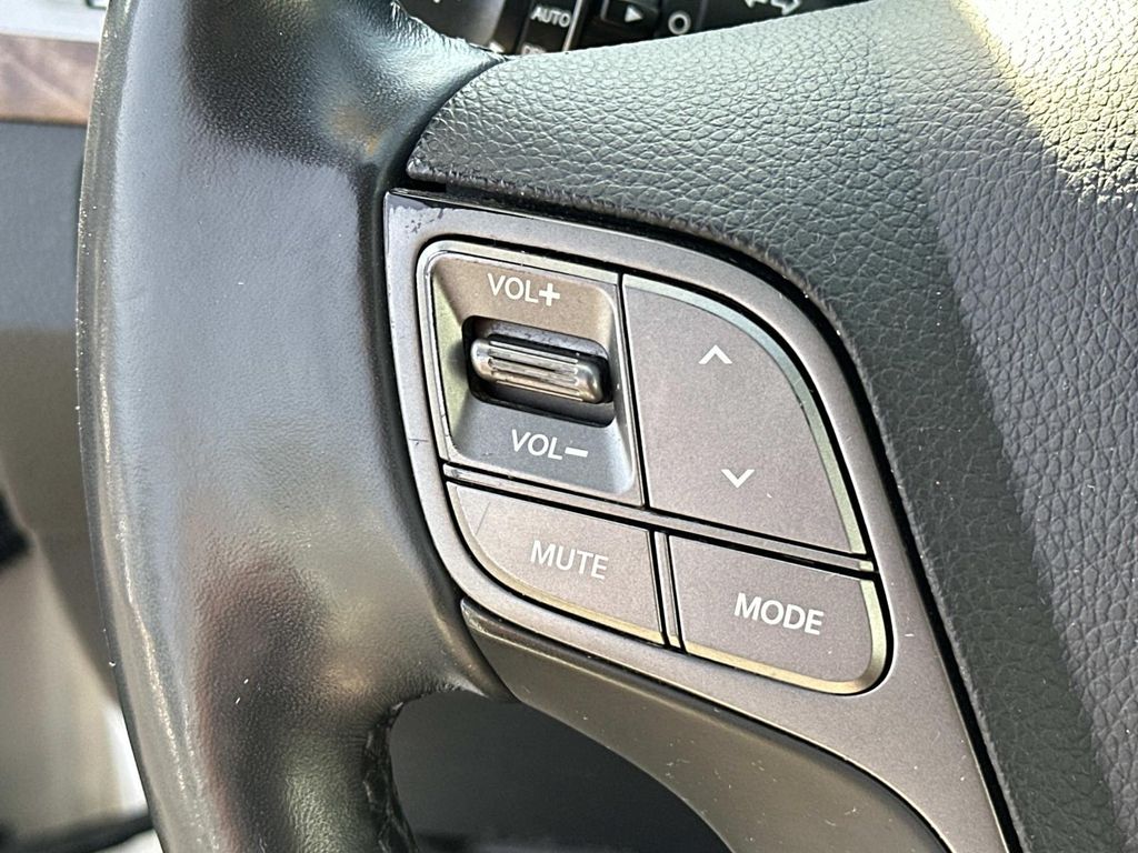 Thumbnail: 2017 Hyundai Santa Fe - 28