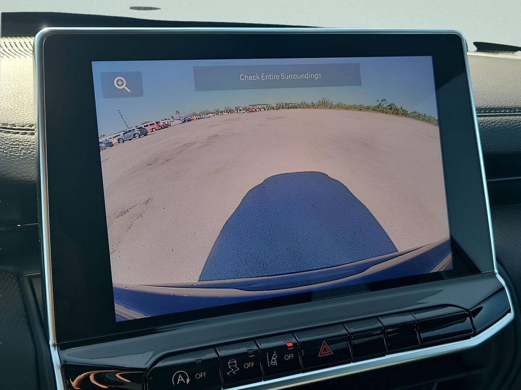 New 2026 Black Jeep Latitude image 30