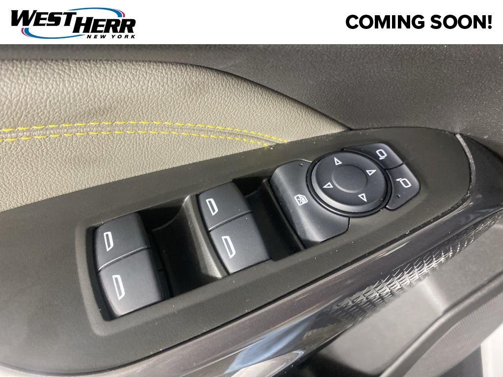 Used 2024 White Chevrolet ACTIV image 11