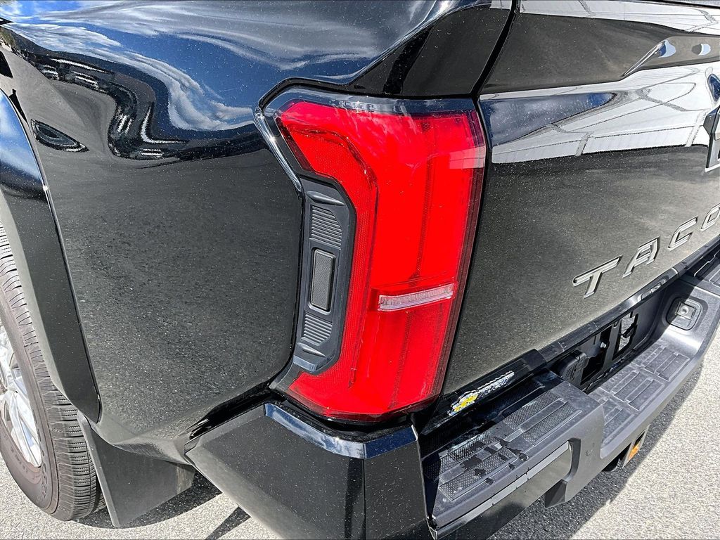 2024 Toyota Tacoma — photo 34