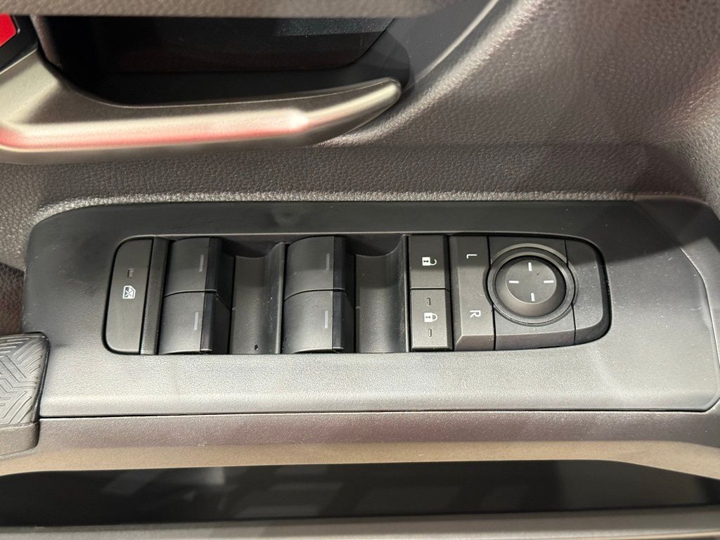 Thumbnail: 2025 Toyota Tacoma - 15