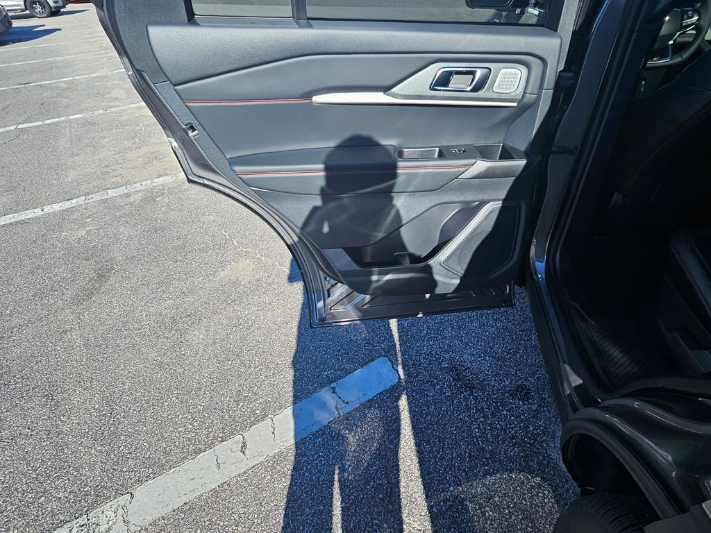 2025 Ford Explorer ST Gray at Walterboro Ford