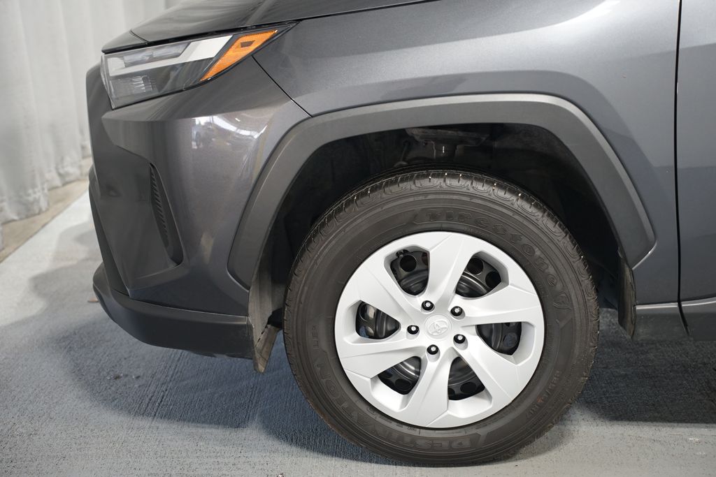 Thumbnail: 2024 Toyota RAV4 - 5