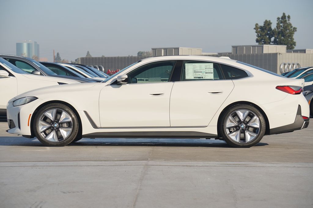 2025 BMW i4 eDrive40 4