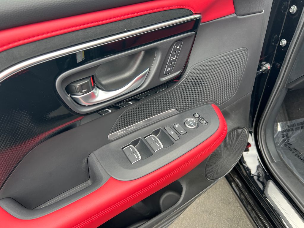 Thumbnail: 2025 Acura ADX - 12