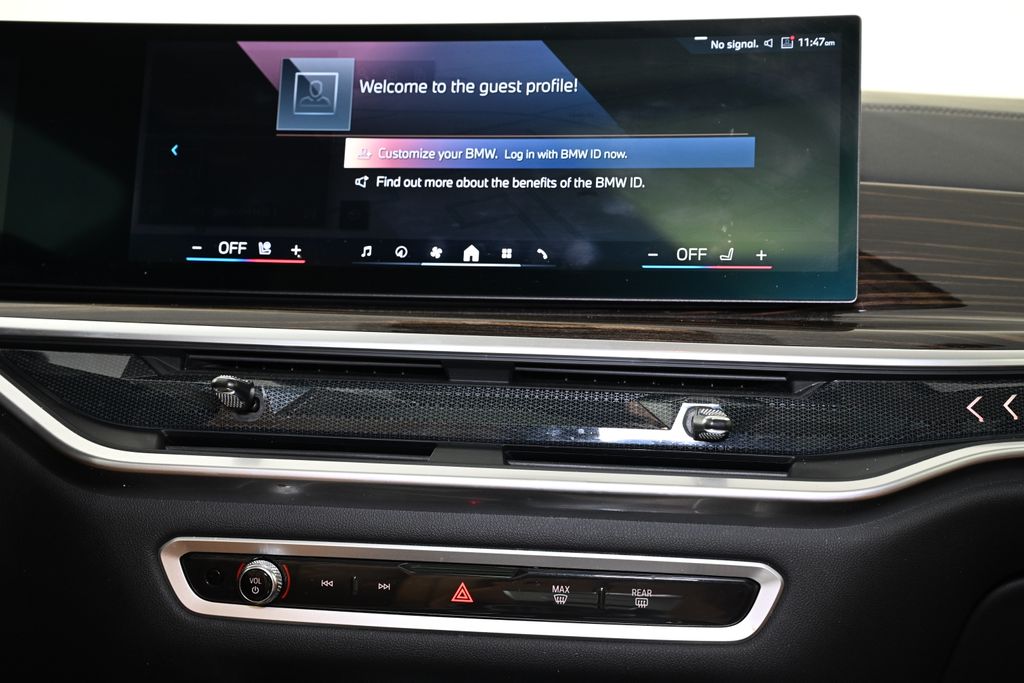 Thumbnail: 2024 BMW X7 - 18