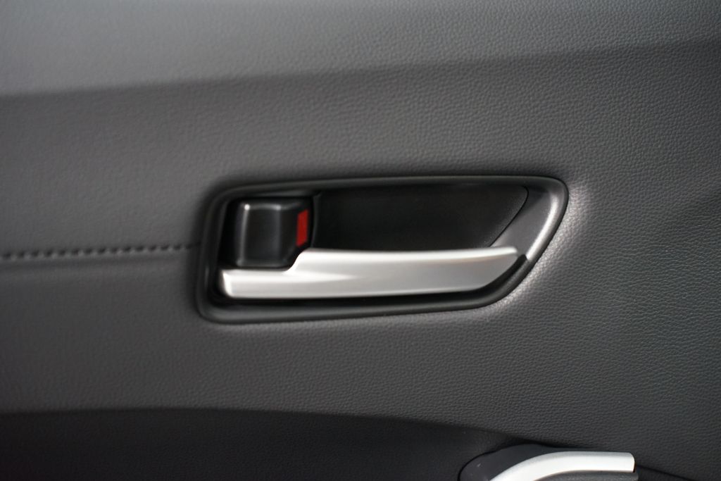 Thumbnail: 2026 Toyota Corolla Cross - 31