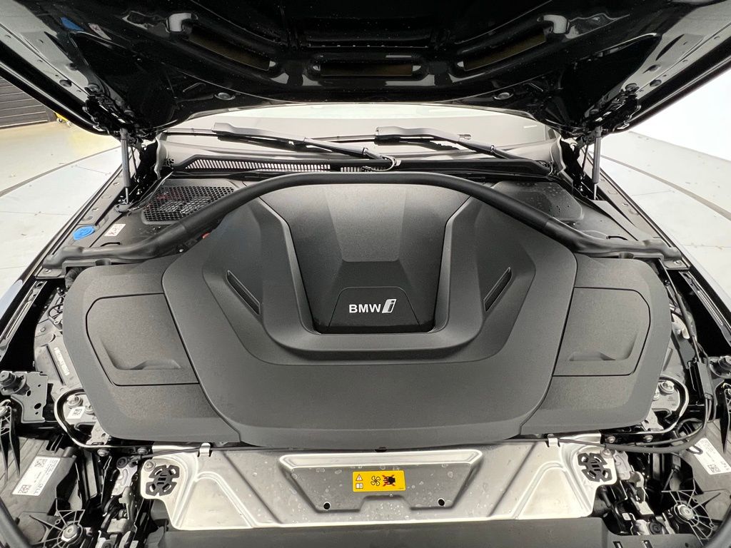2025 BMW i4 eDrive40 6