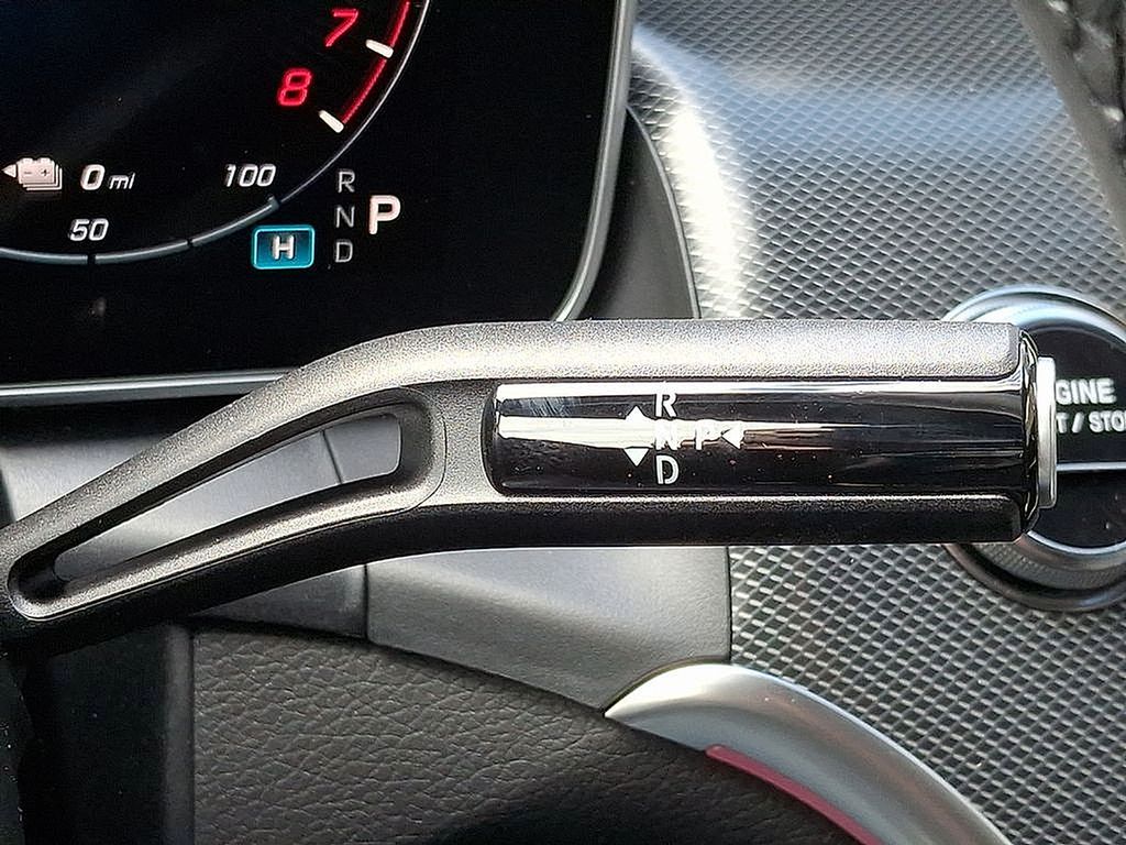 Thumbnail: 2025 Mercedes-Benz GLC - 11