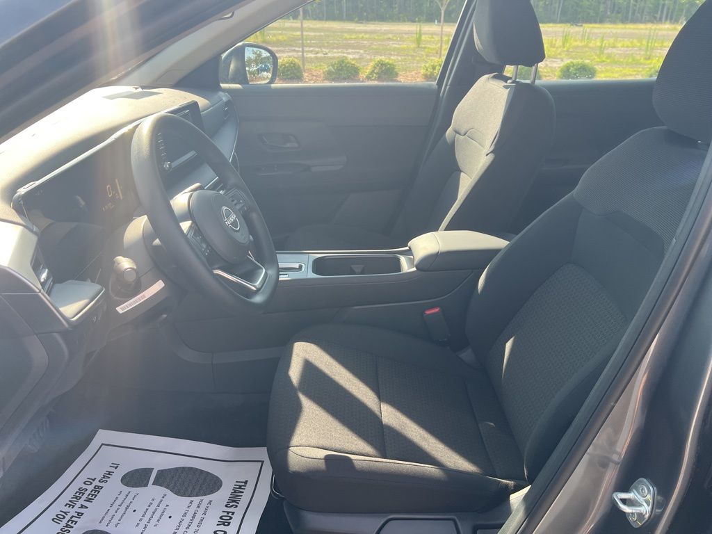 2025 Gun Metallic Nissan Kicks S FWD SUV