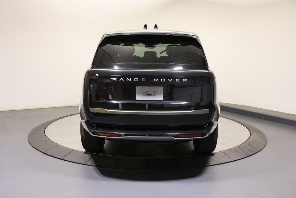 Thumbnail: 2026 Land Rover Range Rover - 4