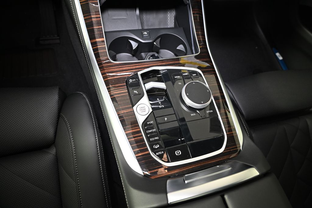 Thumbnail: 2026 BMW X5 - 19