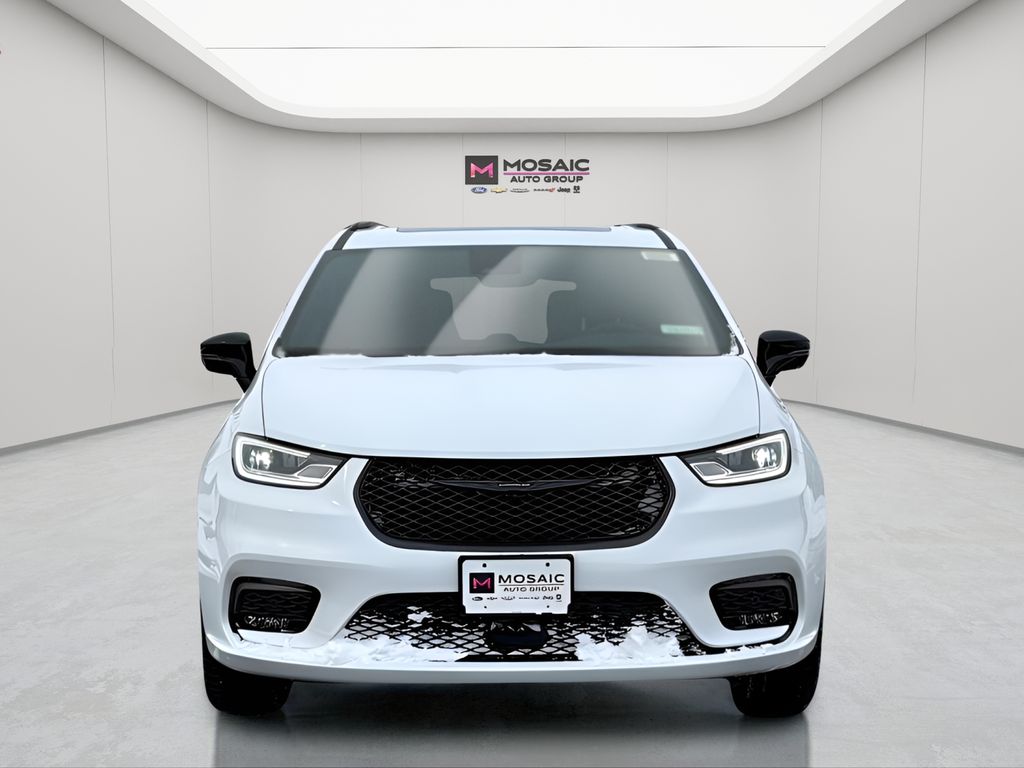 2026 Chrysler Pacifica