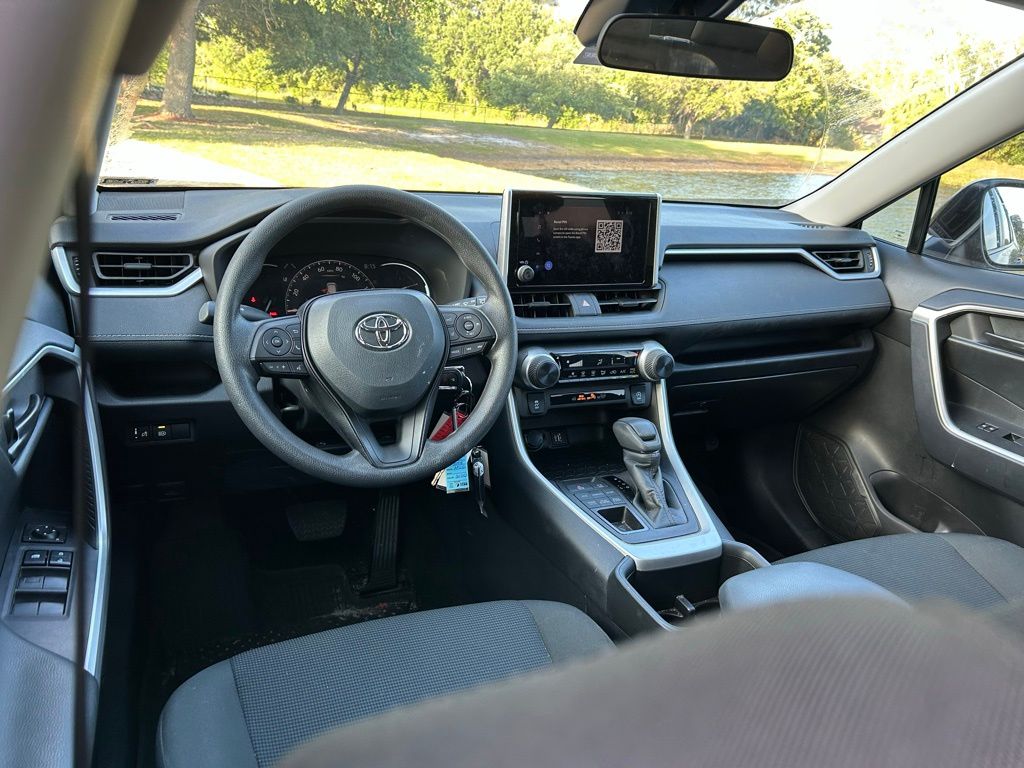 Thumbnail: 2024 Toyota RAV4 - 12