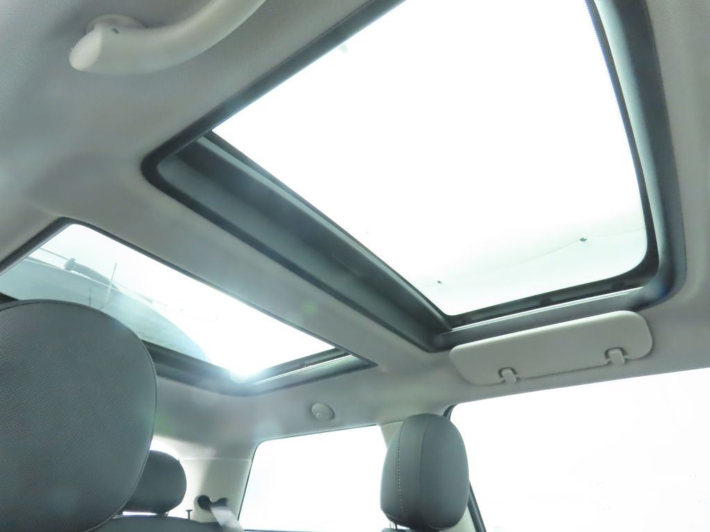 Thumbnail: 2023 MINI Cooper - 18