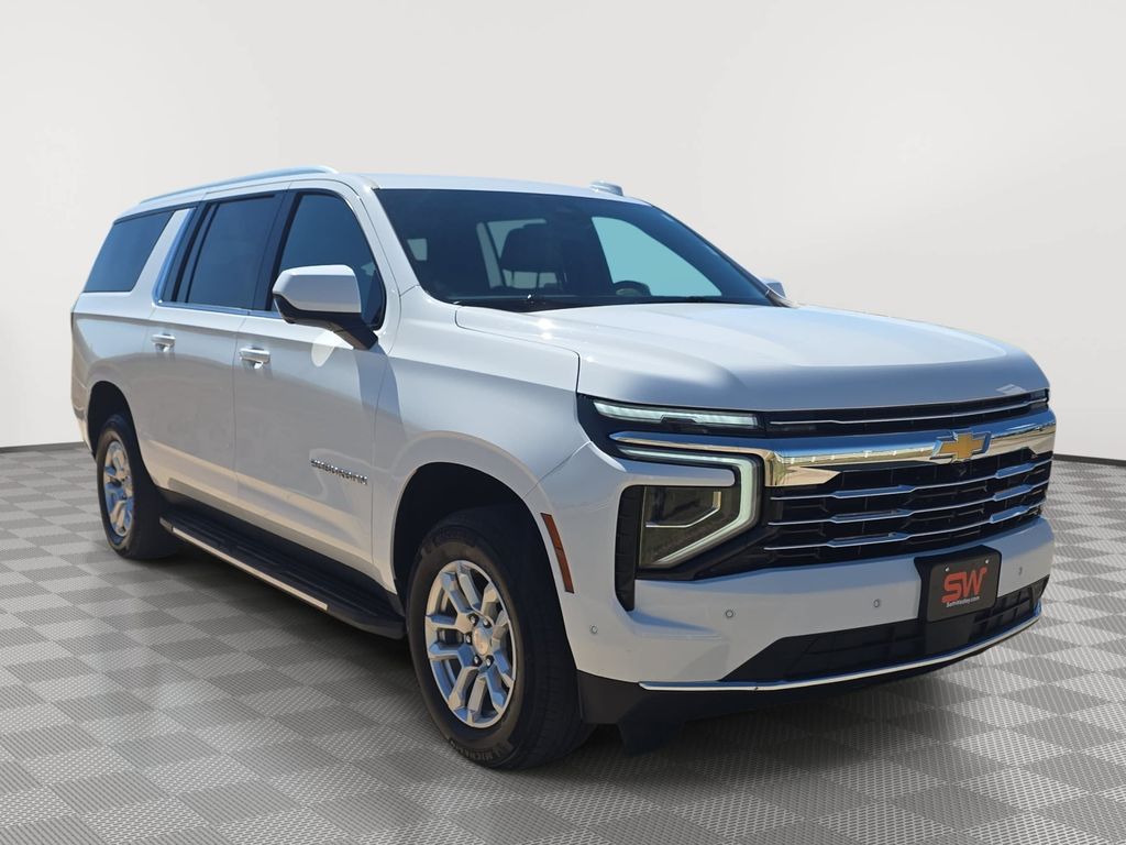 2025 Chevrolet Suburban LT