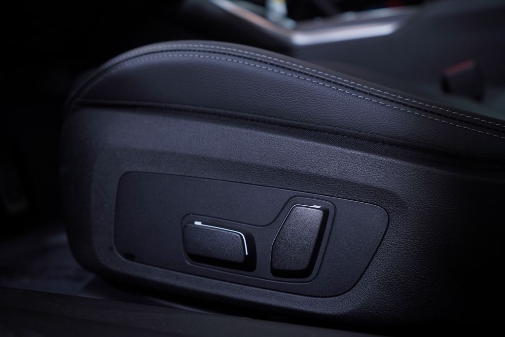 2025 BMW 2 Series M240i 13