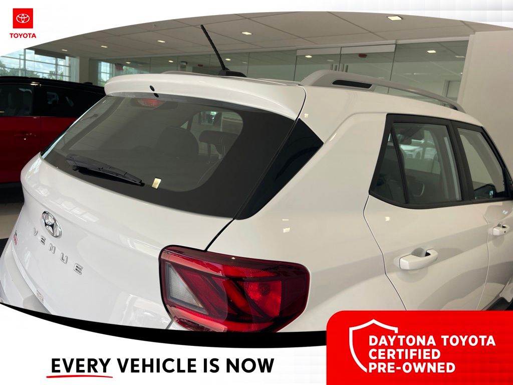Used 2025 Hyundai Venue SUV
