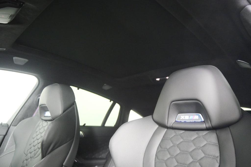 Thumbnail: 2027 BMW X6 - 12