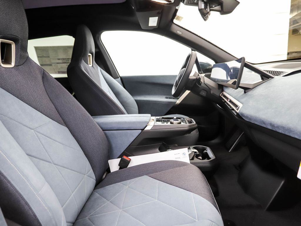 Thumbnail: 2026 BMW iX - 30