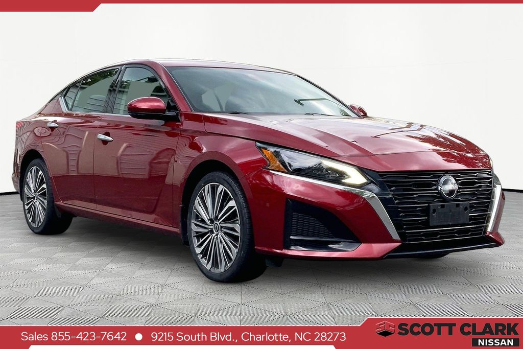 2024 Nissan Altima 2.5 SL