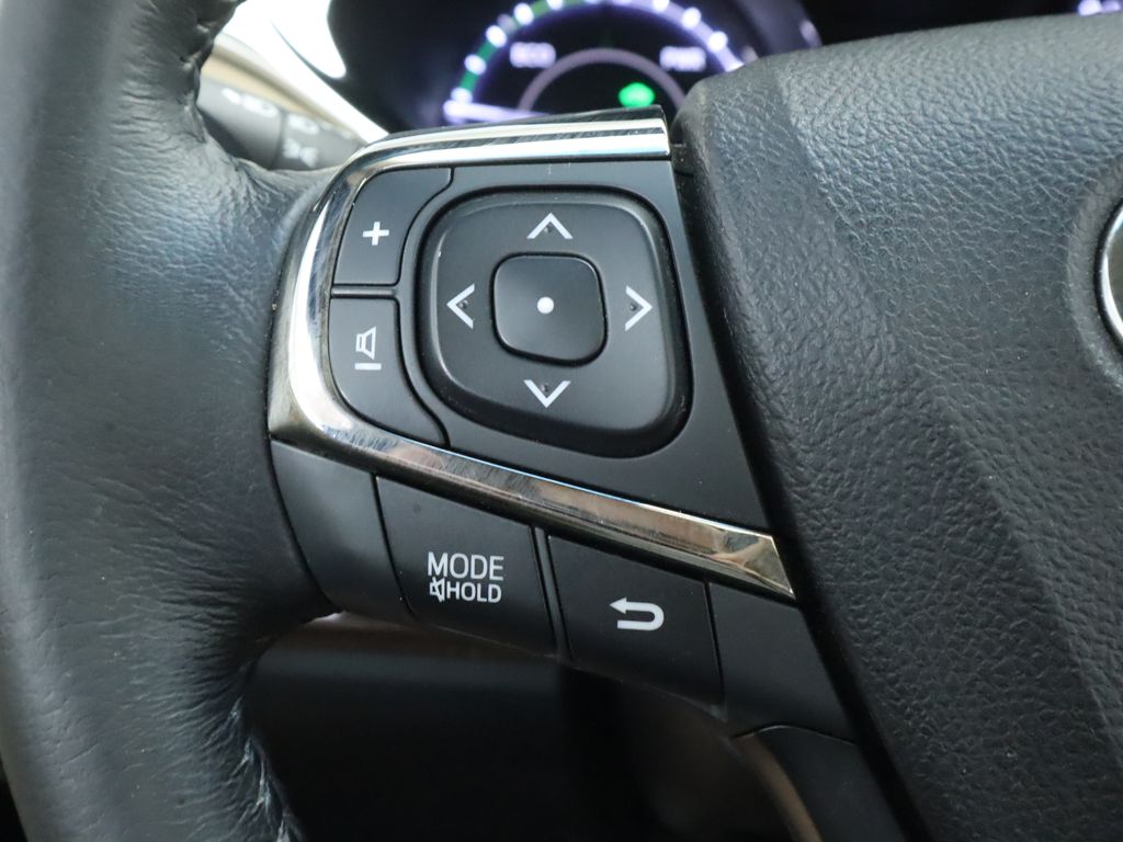 2014 Toyota Avalon XLE 11