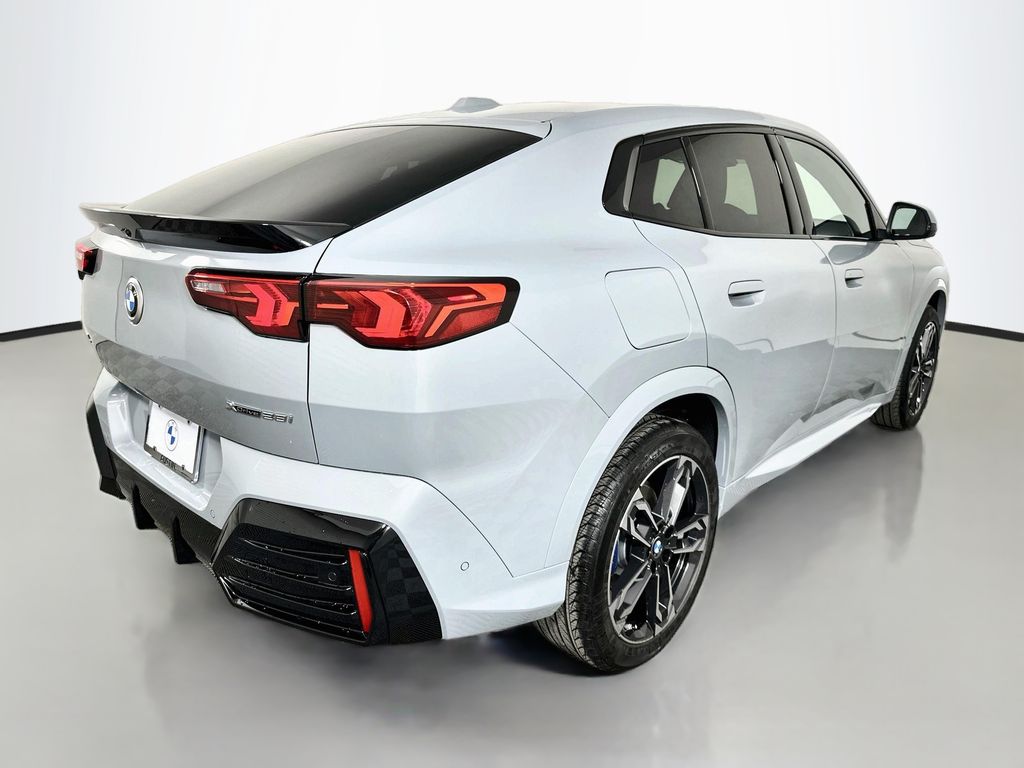 Thumbnail: 2027 BMW X2 - 5