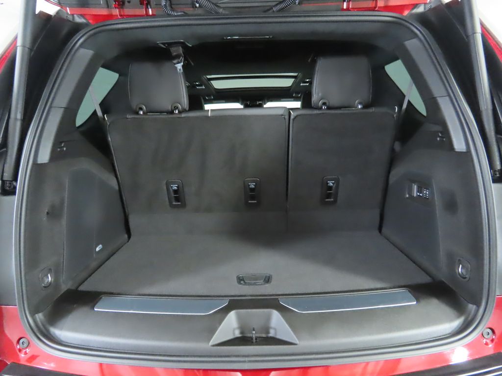 2024 Cadillac Escalade V 28