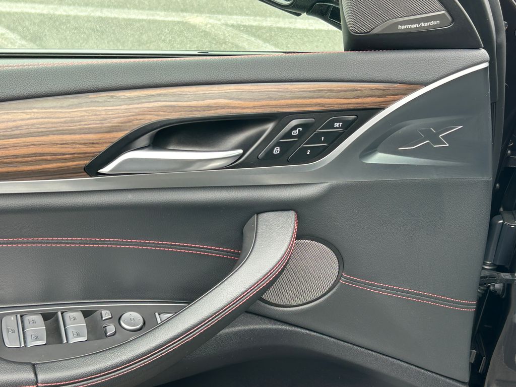 Thumbnail: 2020 BMW X4 - 12